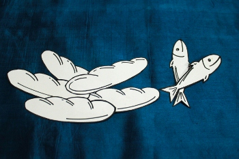 Five loaves and two fishes paper cuts 